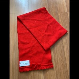 KATE SPADE red scarf with a bow detail